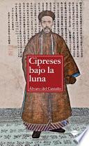 Cipreses Bajo la Luna