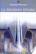 La sociedad sitiada